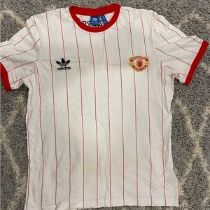 Manchester United t shirt